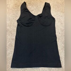 Unbranded black womens tank size large with built in bra